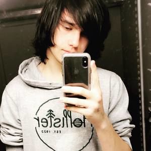 Meet your Posher, Tyler